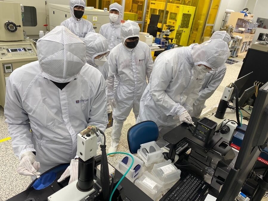 실리콘 메탈실리카이드 코어쉘 음극적용 이동형 모빌리티 실리콘 이차전지 기술개발(㈜제이에스테크랩) 등 4개 과제가 선정돼 총 7억2500만원의 지원금을 확보했다.[2024.08.04]